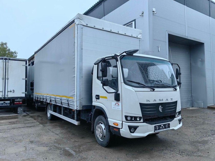 Среднетоннажные грузовики