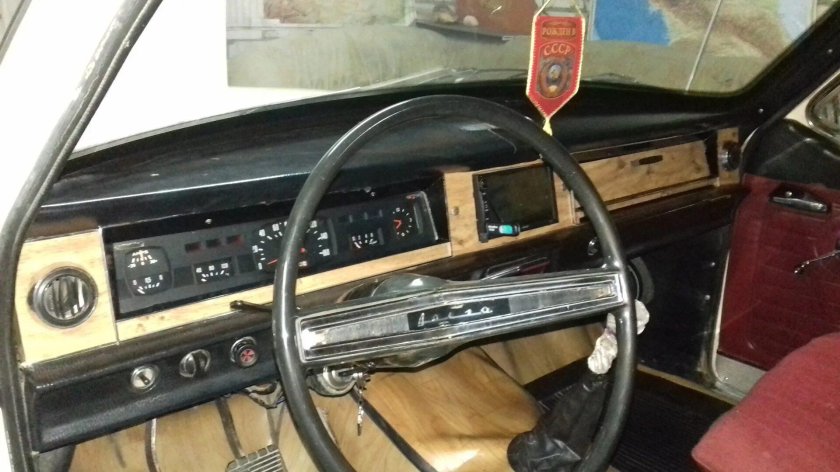 Панель ГАЗ 24