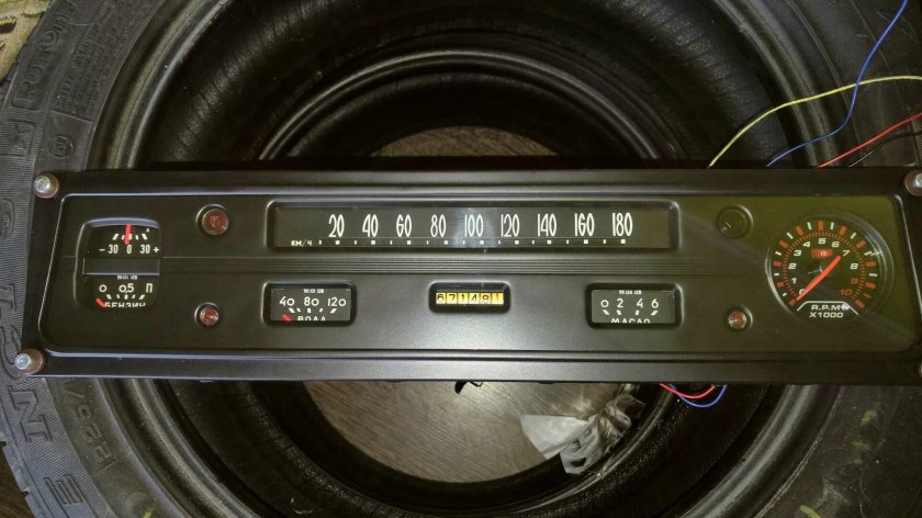 Тахометр ГАЗ 24