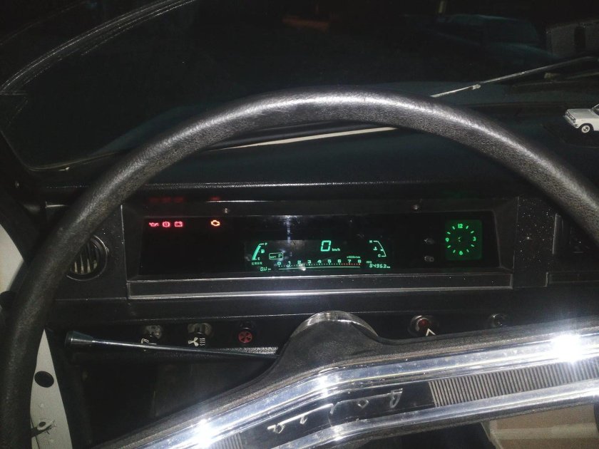 ГАЗ 24 приборная