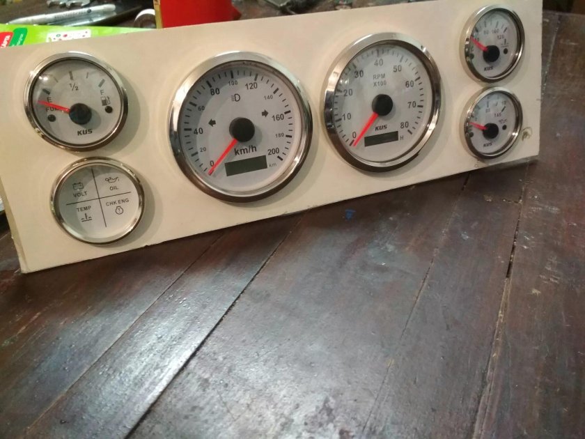 Приборы ГАЗ 24