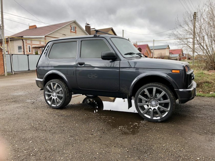 Нива Урбан r17