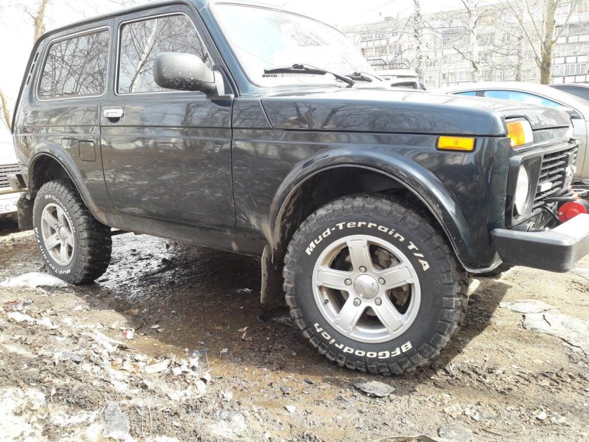 BFGOODRICH all Terrain 235 Нива