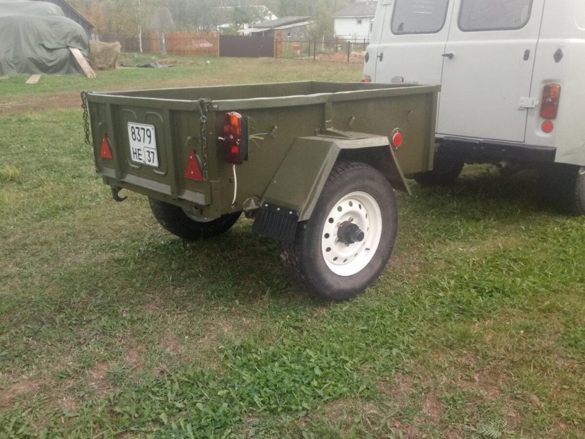 УАЗ-8109 прицеп бортовой
