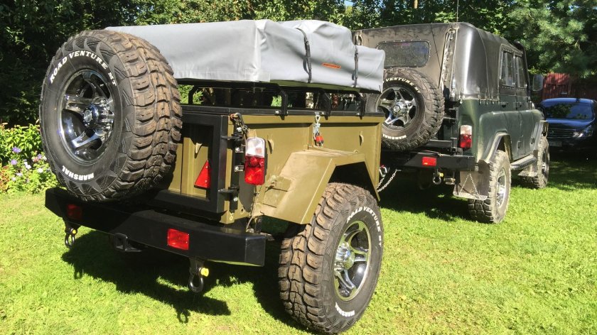 УАЗ Хантер с прицепом