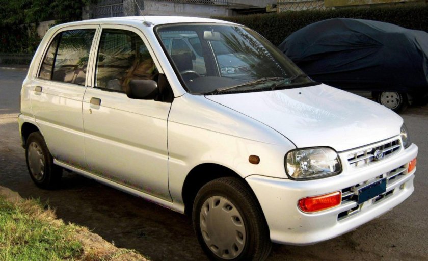 Daihatsu mira 1995