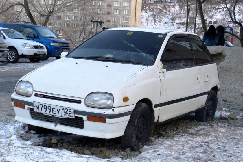 Daihatsu Leeza