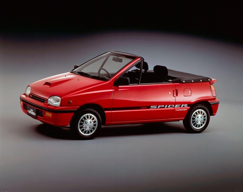 Daihatsu leeza spider