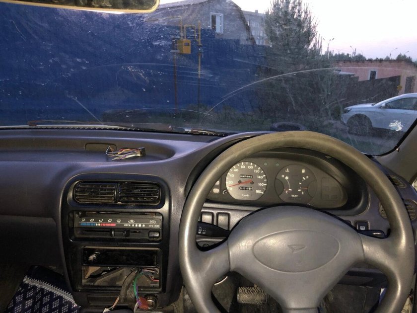 Mitsubishi Lancer 1995 салон
