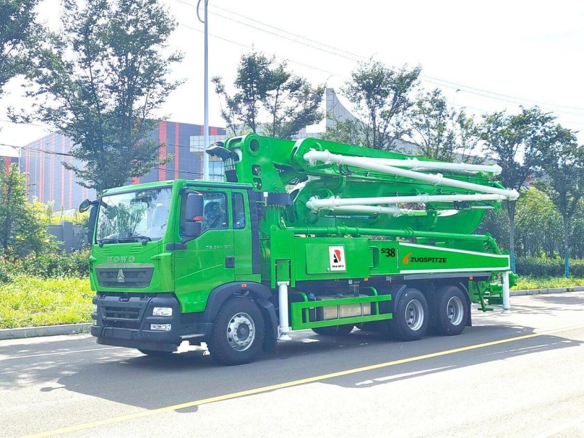 Бетононасос HOWO