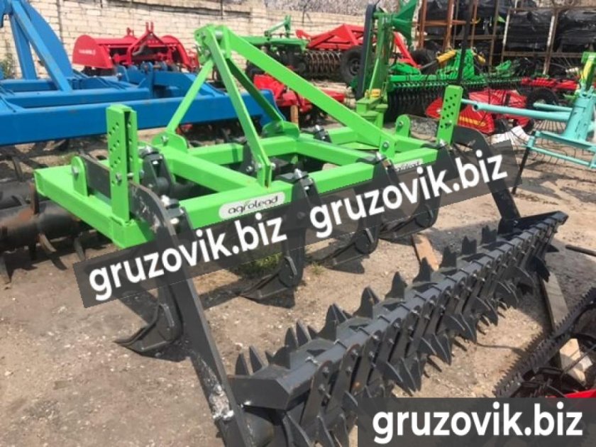 Чизельный культиватор на МТЗ-82