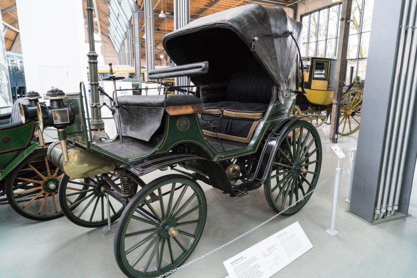 Даймлер 1895
