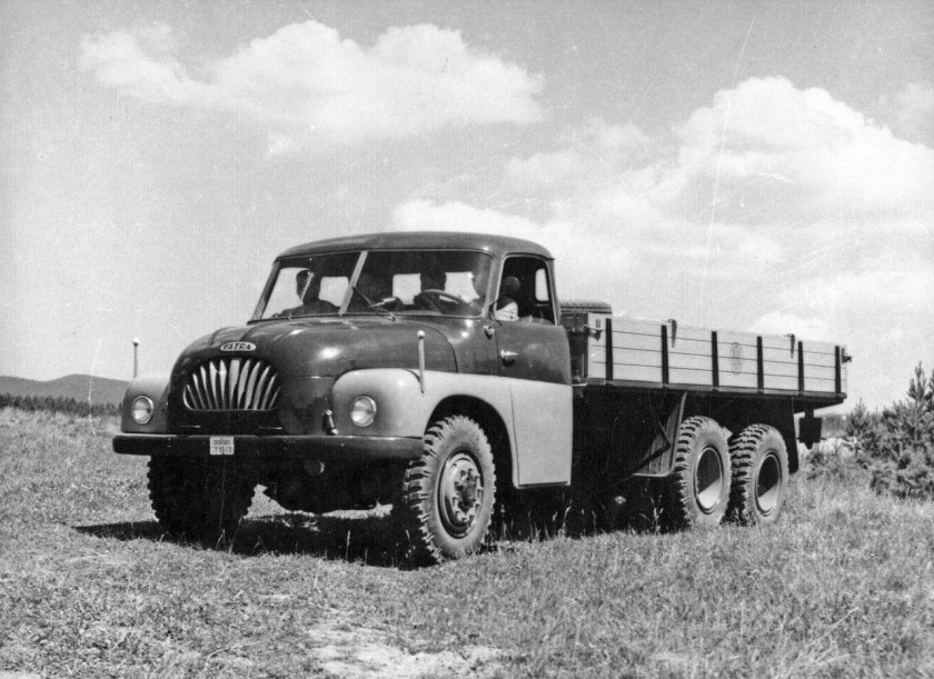 Грузовики Татра-138