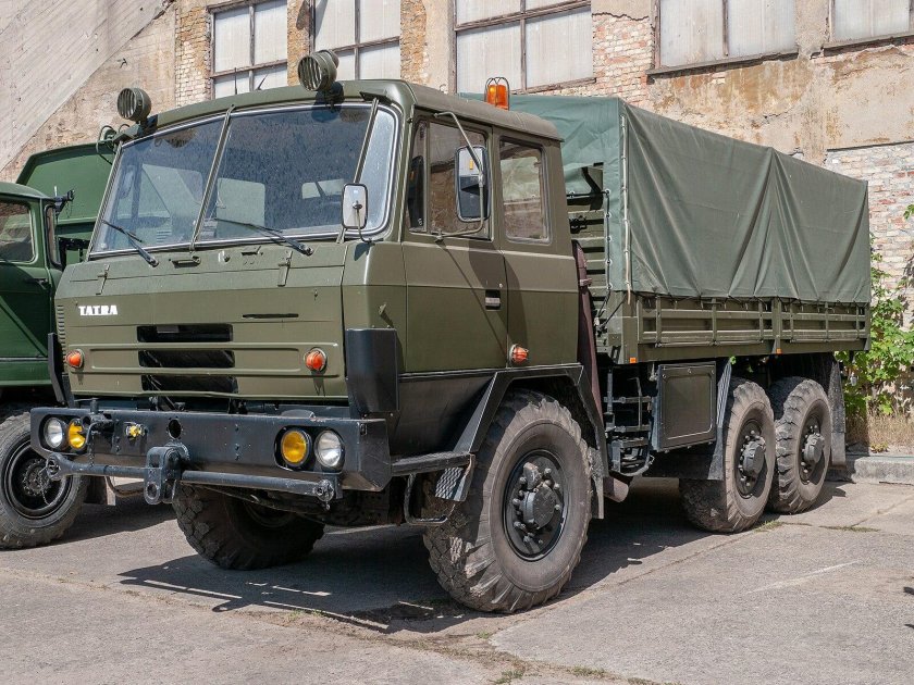 Tatra t815 Военная