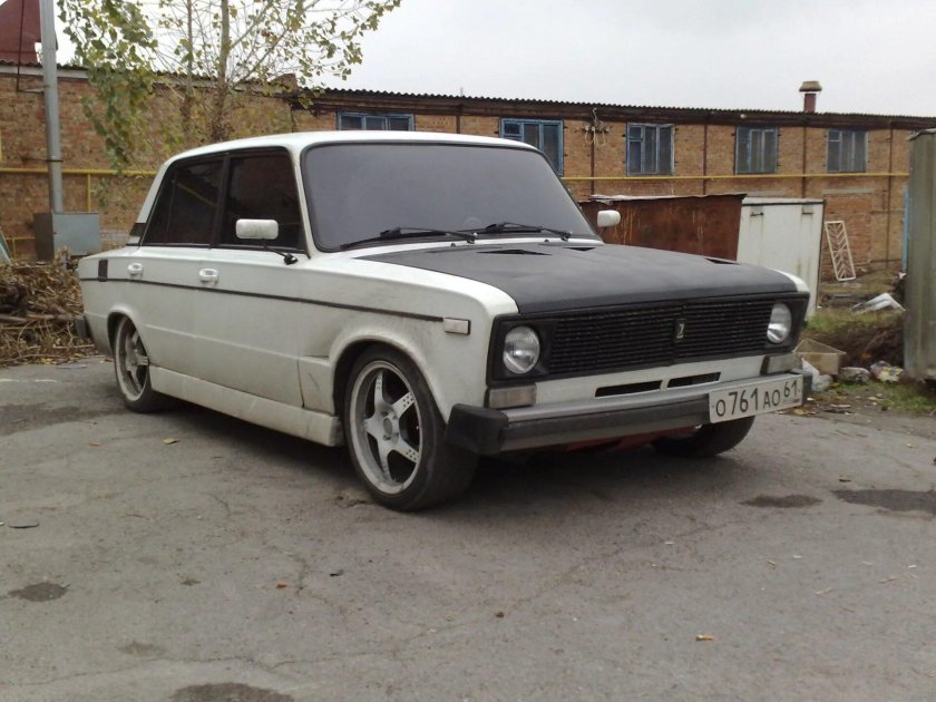 ВАЗ 2106 белая