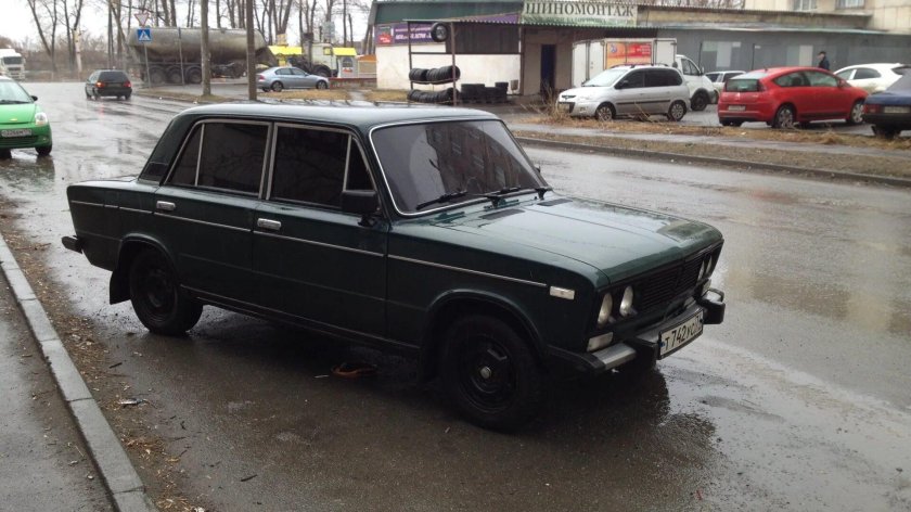 ВАЗ 2106 тёмно зелёная
