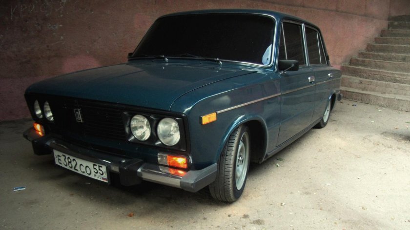 Черная катаная ВАЗ 2106