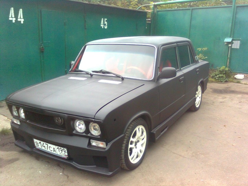 ВАЗ 2106 черный матовый