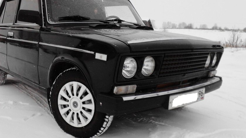 Жигули ВАЗ 2106 черная