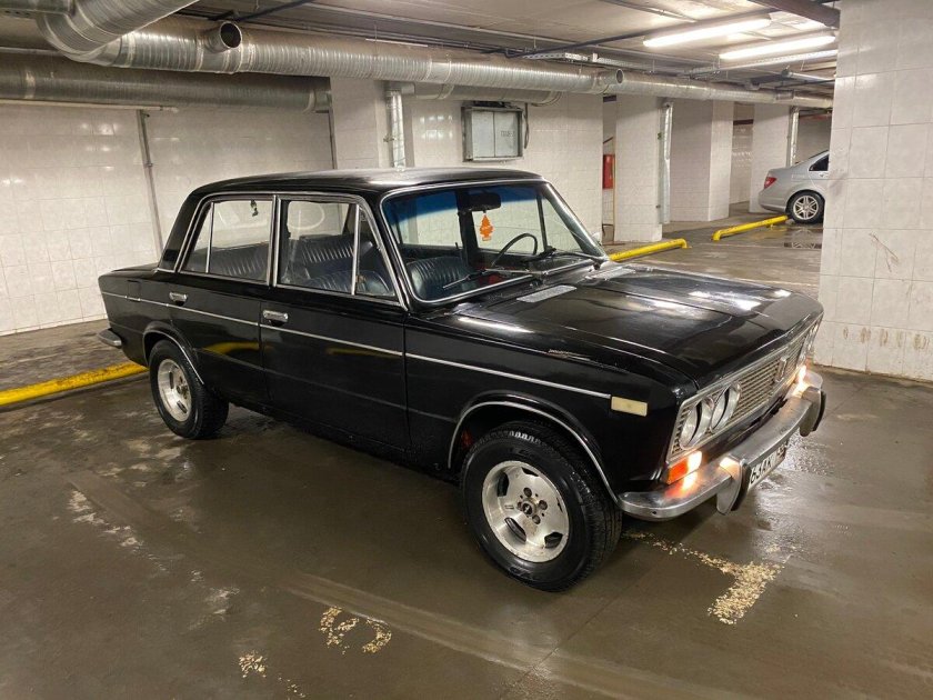 ВАЗ 2106 черный металлик