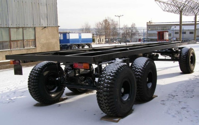 Шасси прицепа 3х осный