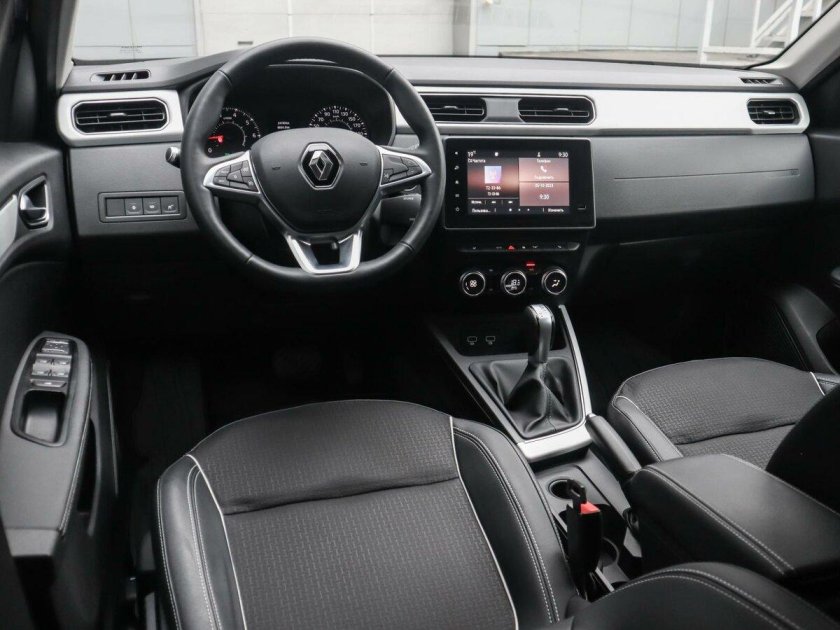 Рено аркана лайф комплектация