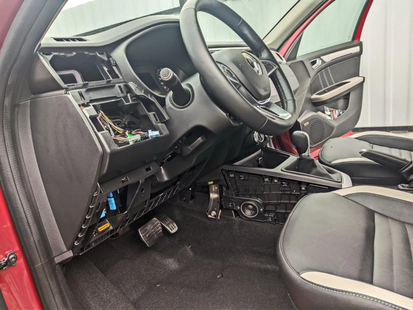 Панель задняя Рено аркана