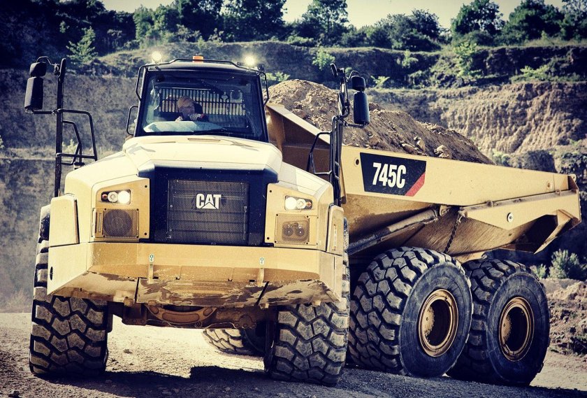 Caterpillar 745с