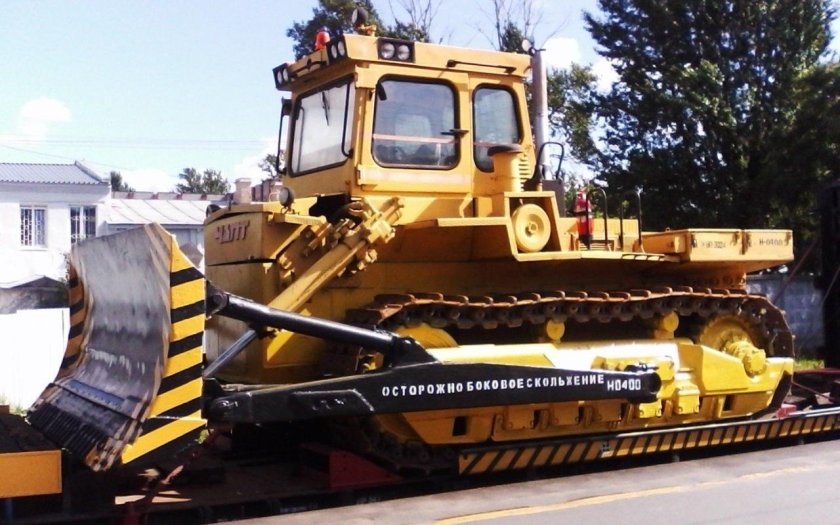 Бульдозер ЧТЗ т330