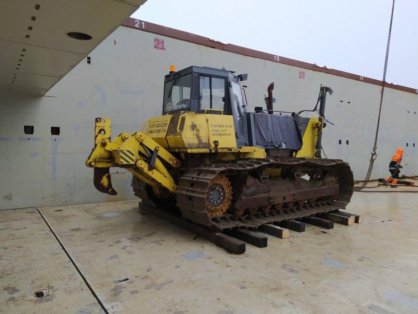 Бульдозер коматсу 25 тонн