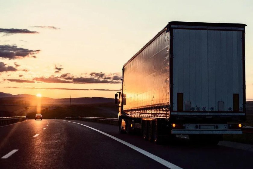 Грузовые перевозки