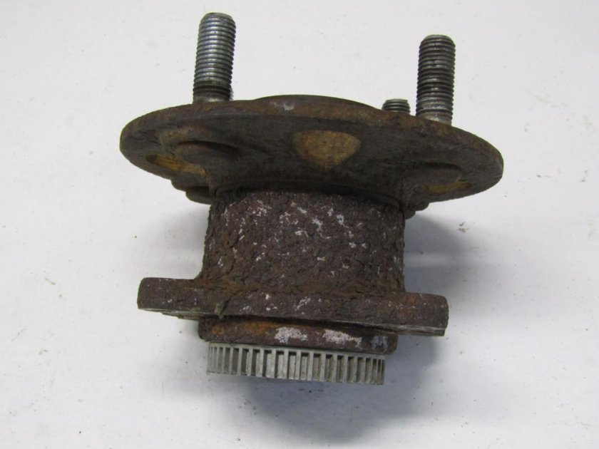 Болт ступицы задней Киа Рио 2021 года артикул