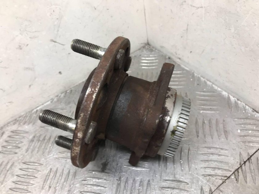 Ступица Киа Венга