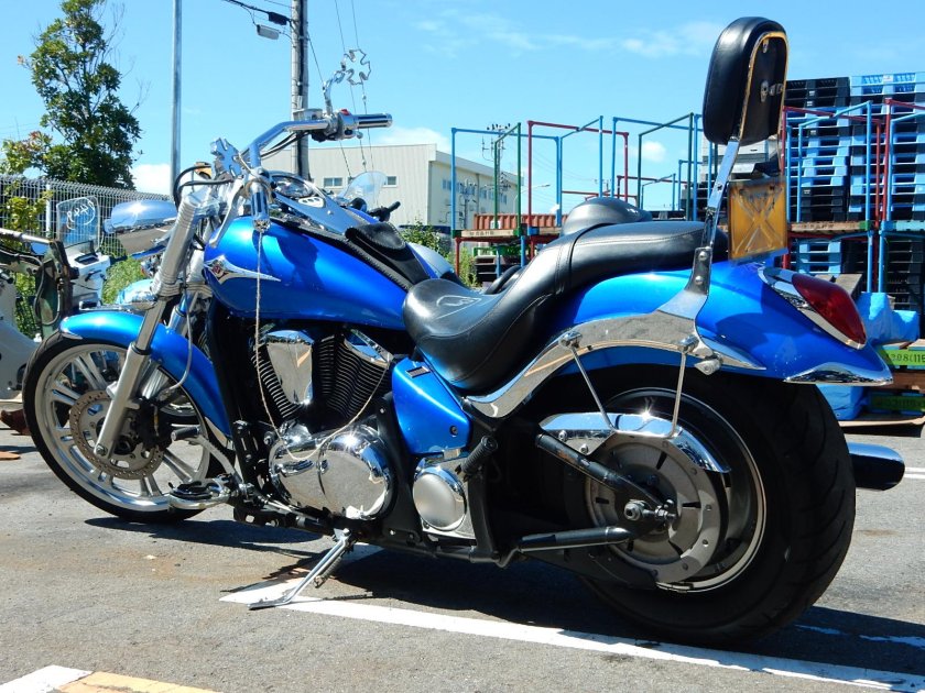 Кавасаки вулкан 900