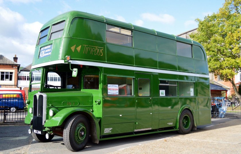 Двухэтажные автобусы