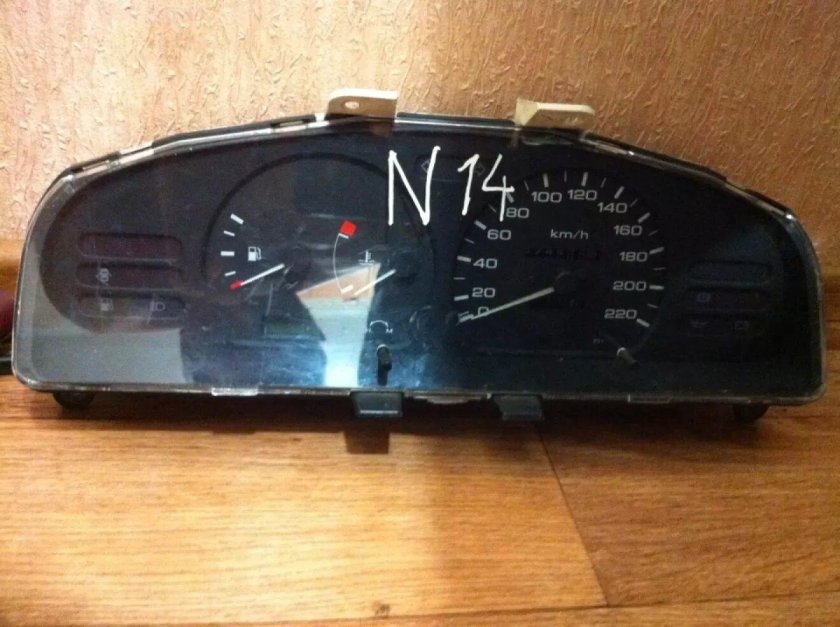 Приборка Ниссан Санни