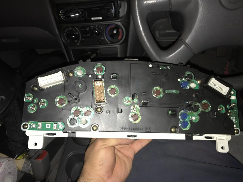 Лампочки подсветки приборной панели Nissan