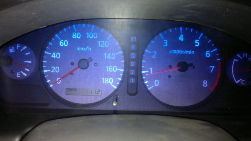Панель приборов Nissan Sunny