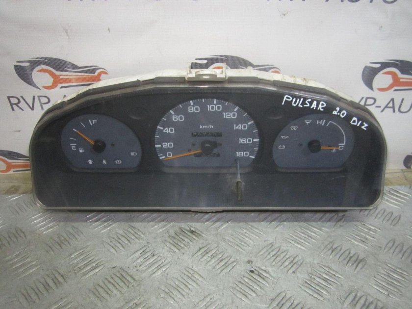 Toyota Mark 2 90 щиток приборов