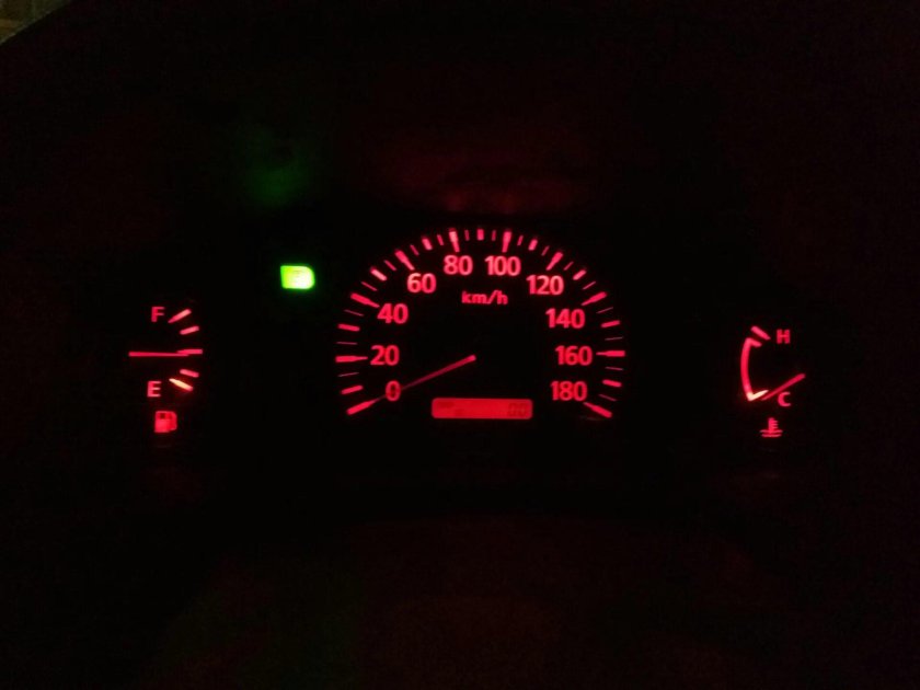 Пересвет приборки Ниссан Санни