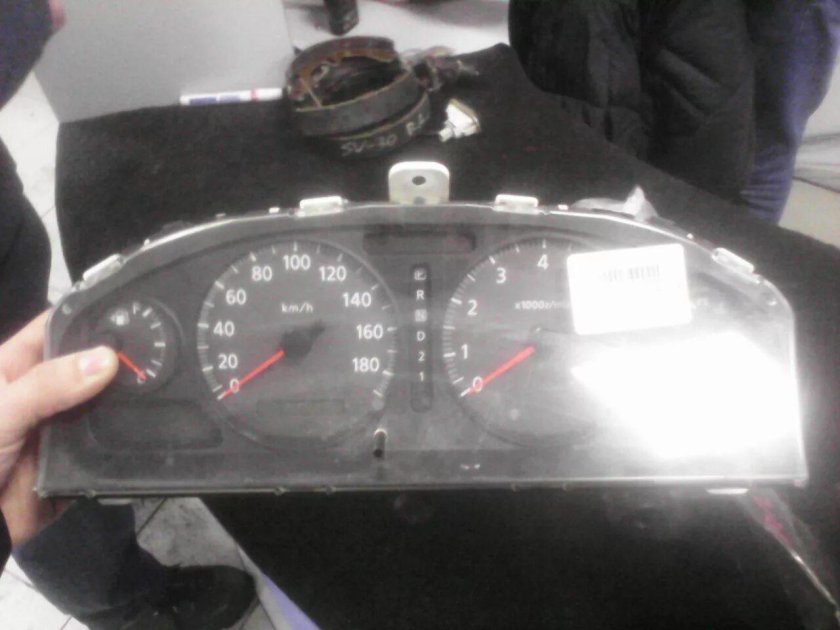Панель приборов Nissan Sunny b15