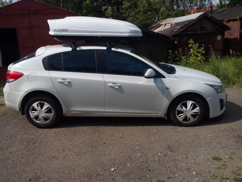 Автобокс для Хендай Солярис хэтчбек