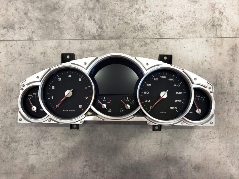 Приборная панель Порше Кайен 955