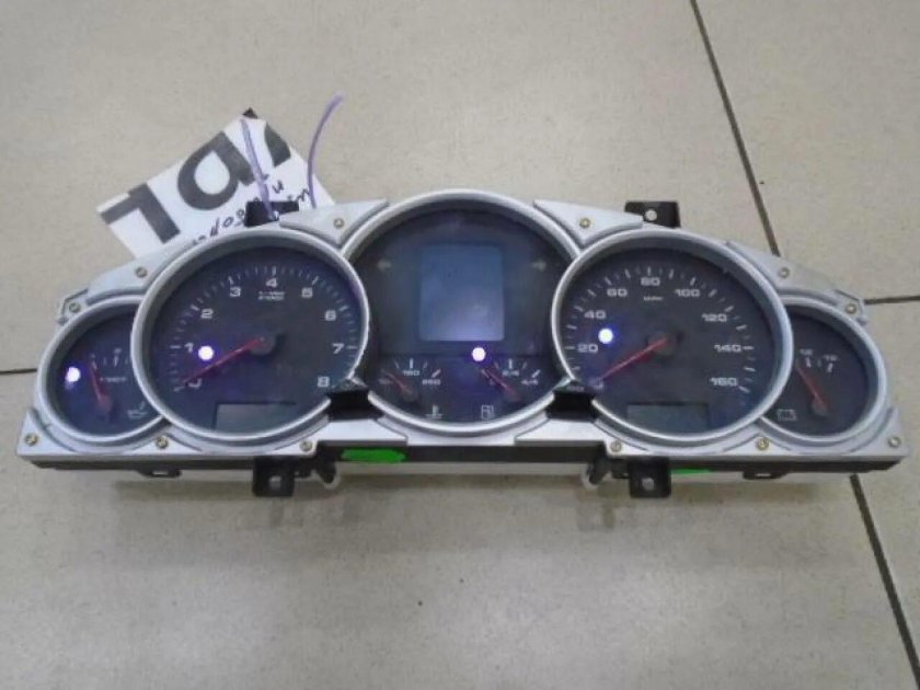 Щиток приборов Порше Кайен