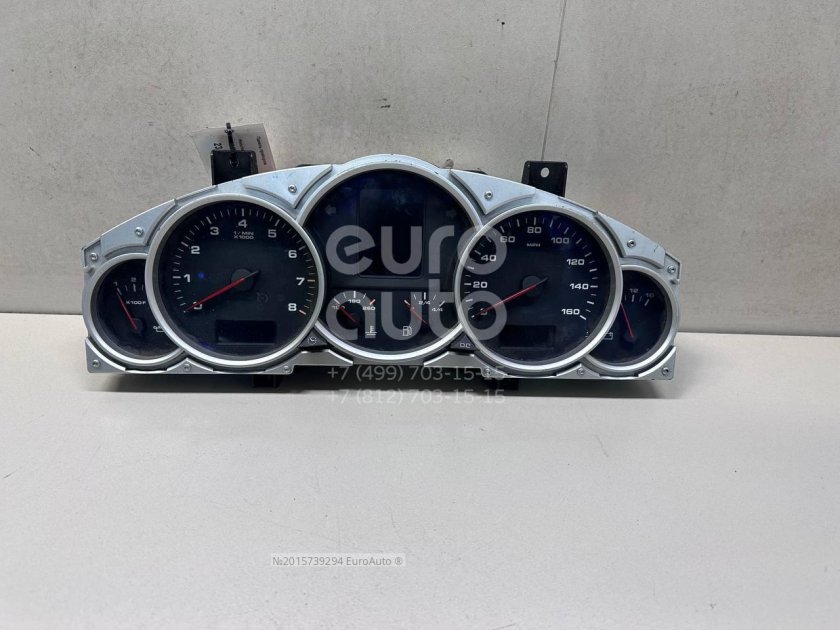 Приборная панель порше