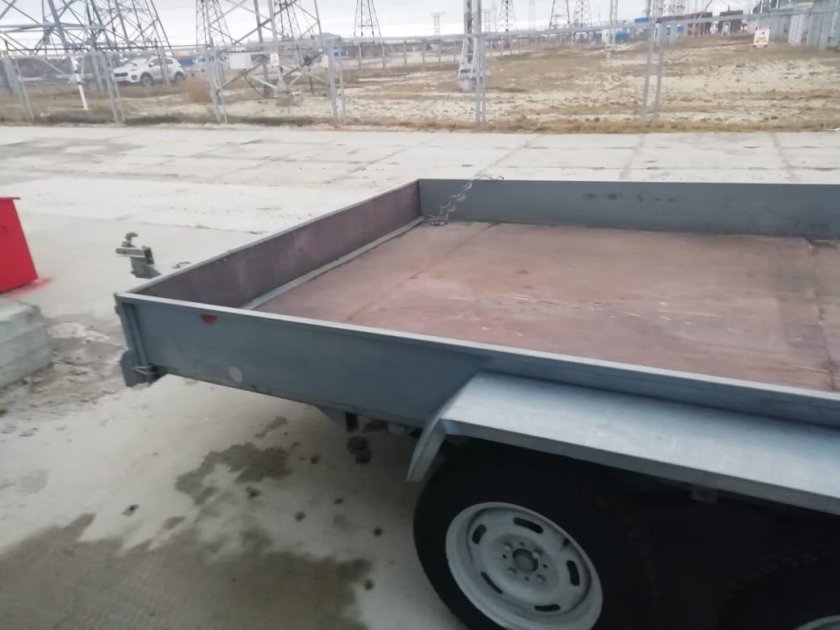 Прицеп лав 81013