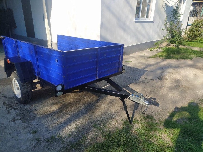 Кременчугский прицеп легковой