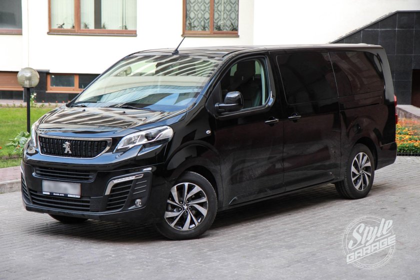 Пежо минивэн Тревелер 2018
