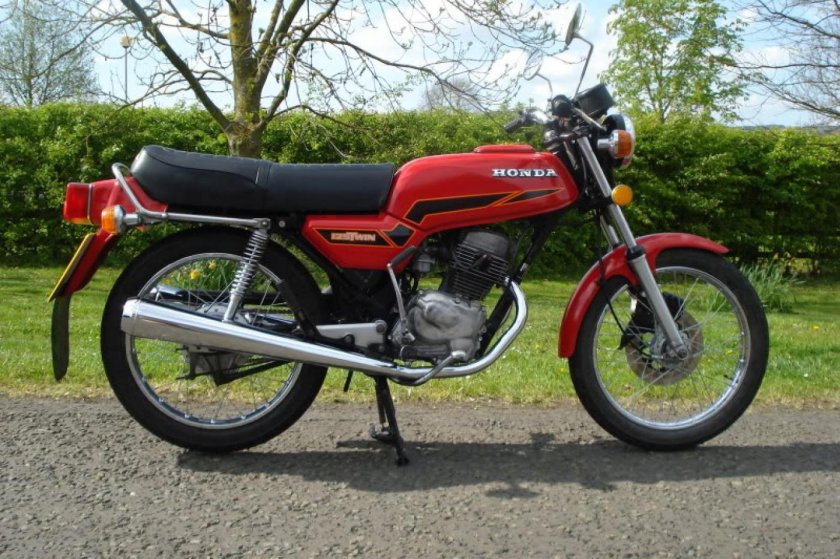 Honda CB 125 1995