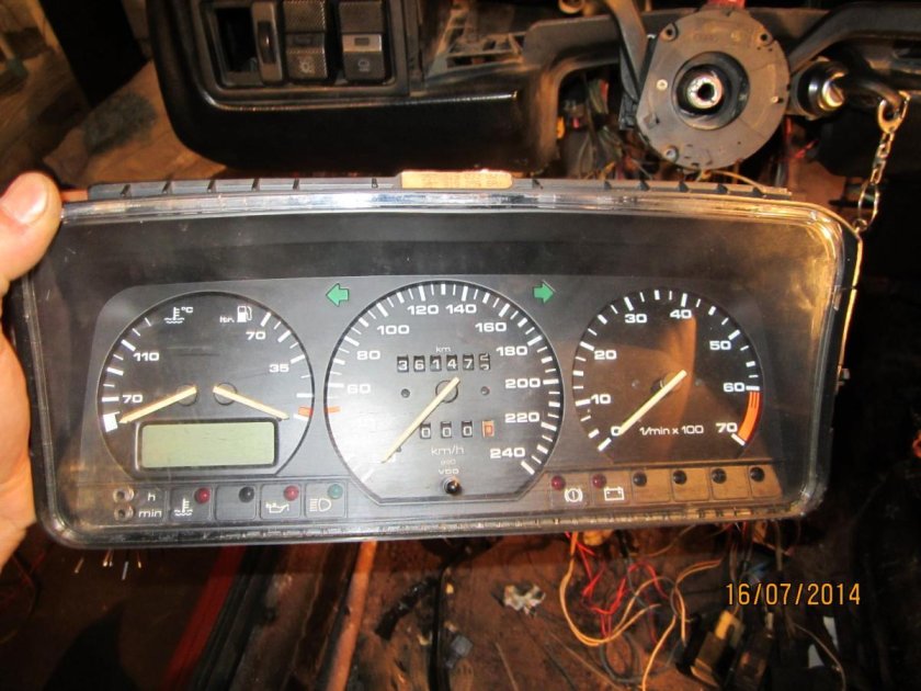 Приборка Пассат б3